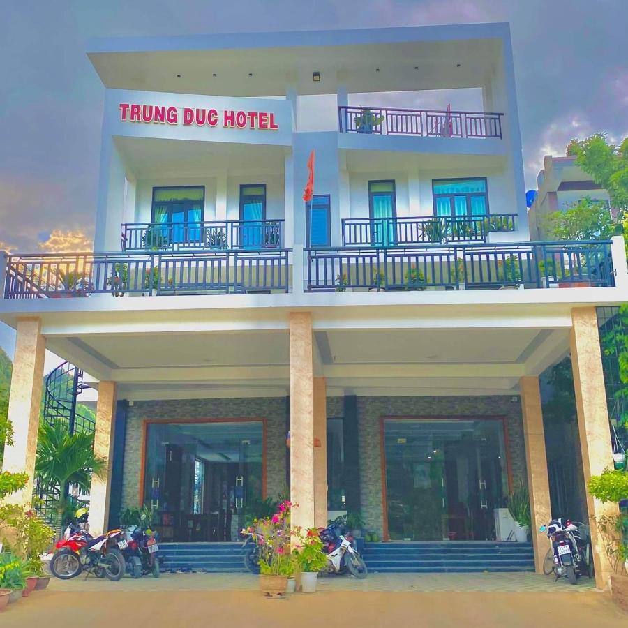 Trung Duc Hotel Phong Nha Exterior photo